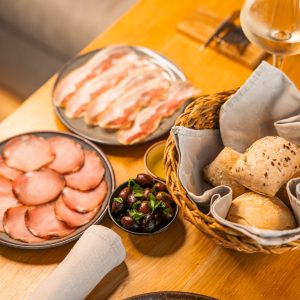 Circuito SPA + Massagem + Almoço/Jantar 60min