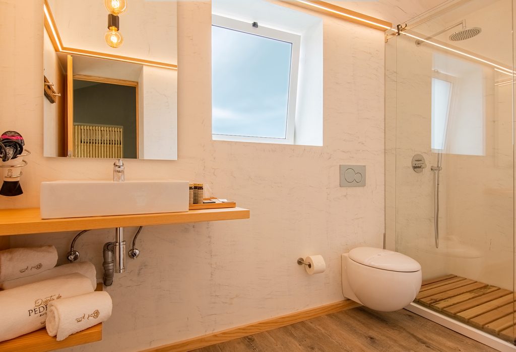 Casa-da-Quinta-Casa-de-Banho-Quinta-do-Pedregal