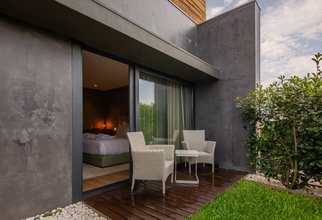 Quarto do Xisto - Pátio Exterior - Quinta do Pedregal